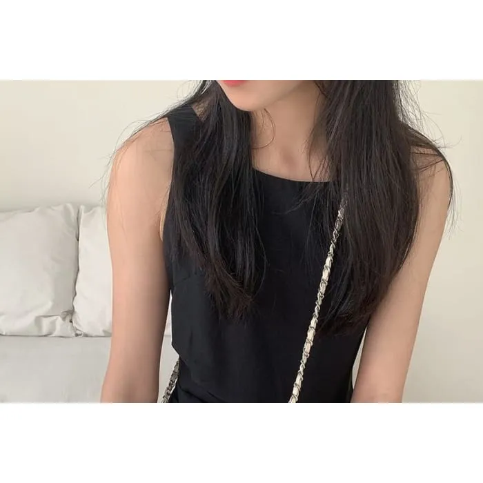 Chain Strap Heart Quilted Crossbody Bag