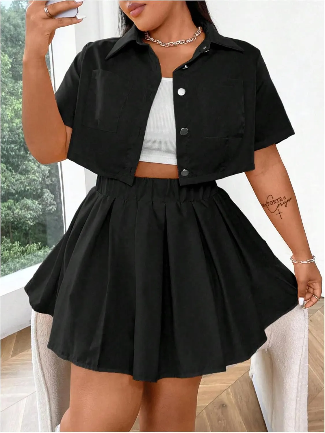 Floerns Women's Plus Size Two Piece Sets Cropped Shirts and Pleated Mini Skirts Outfits