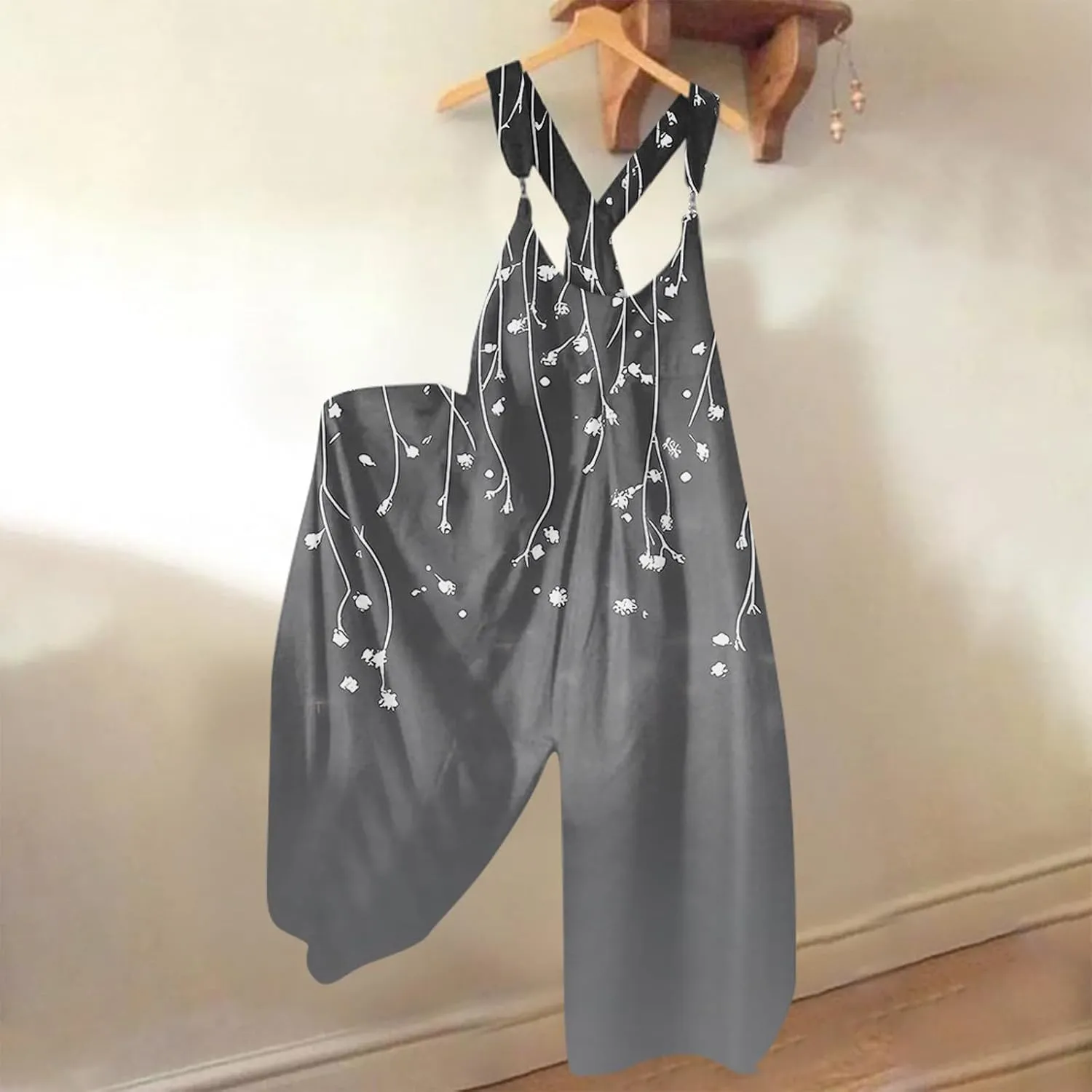 Jumpsuits for Women Casual Crewneck Sleeveless Baggy Overalls Boho Floral Prints Beach Summer Romper with Pockets
