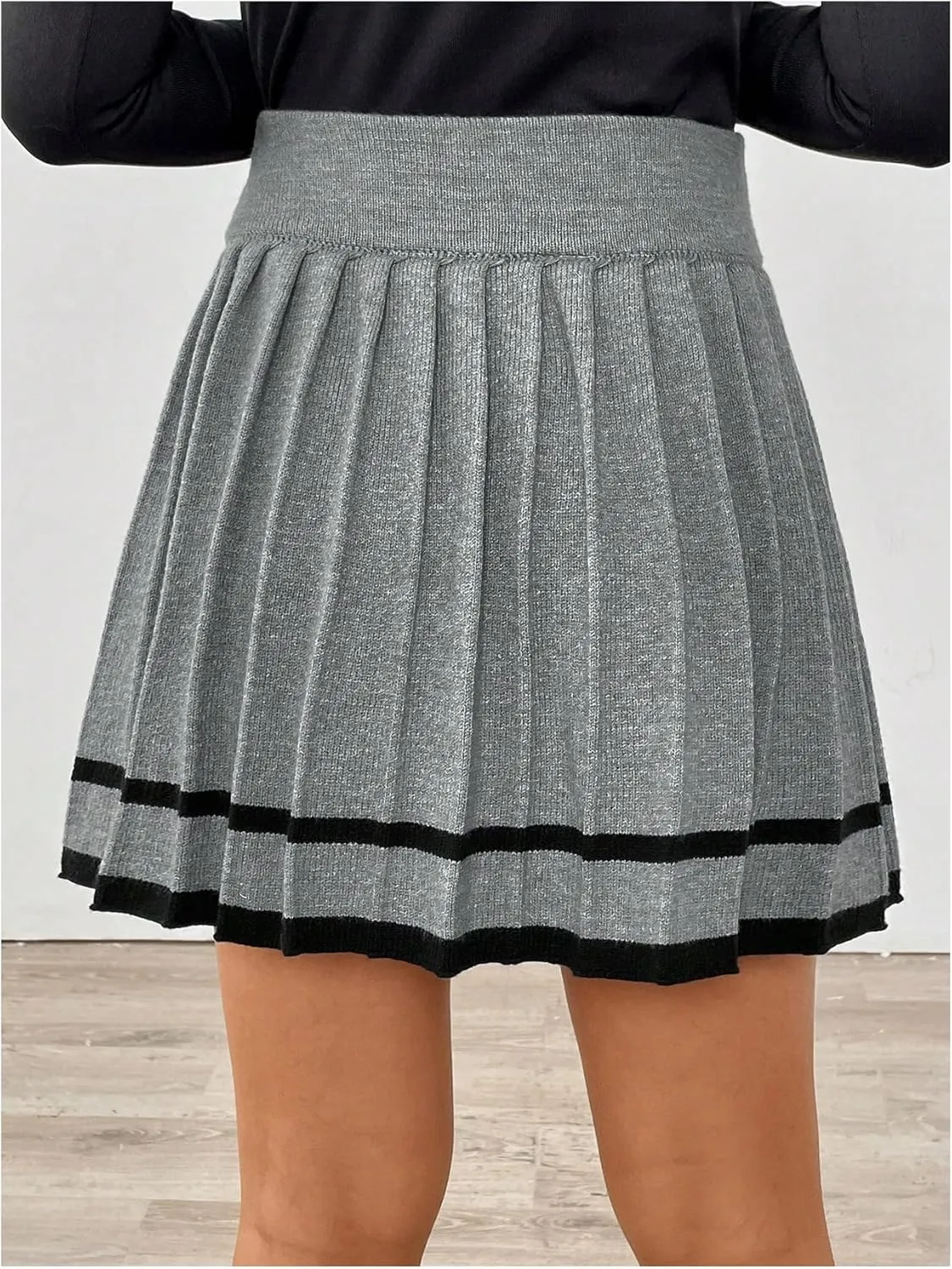 MakeMeChic Women's A Line Short Skirt Contrast Binding Elastic Waist Pleated Mini Skirts
