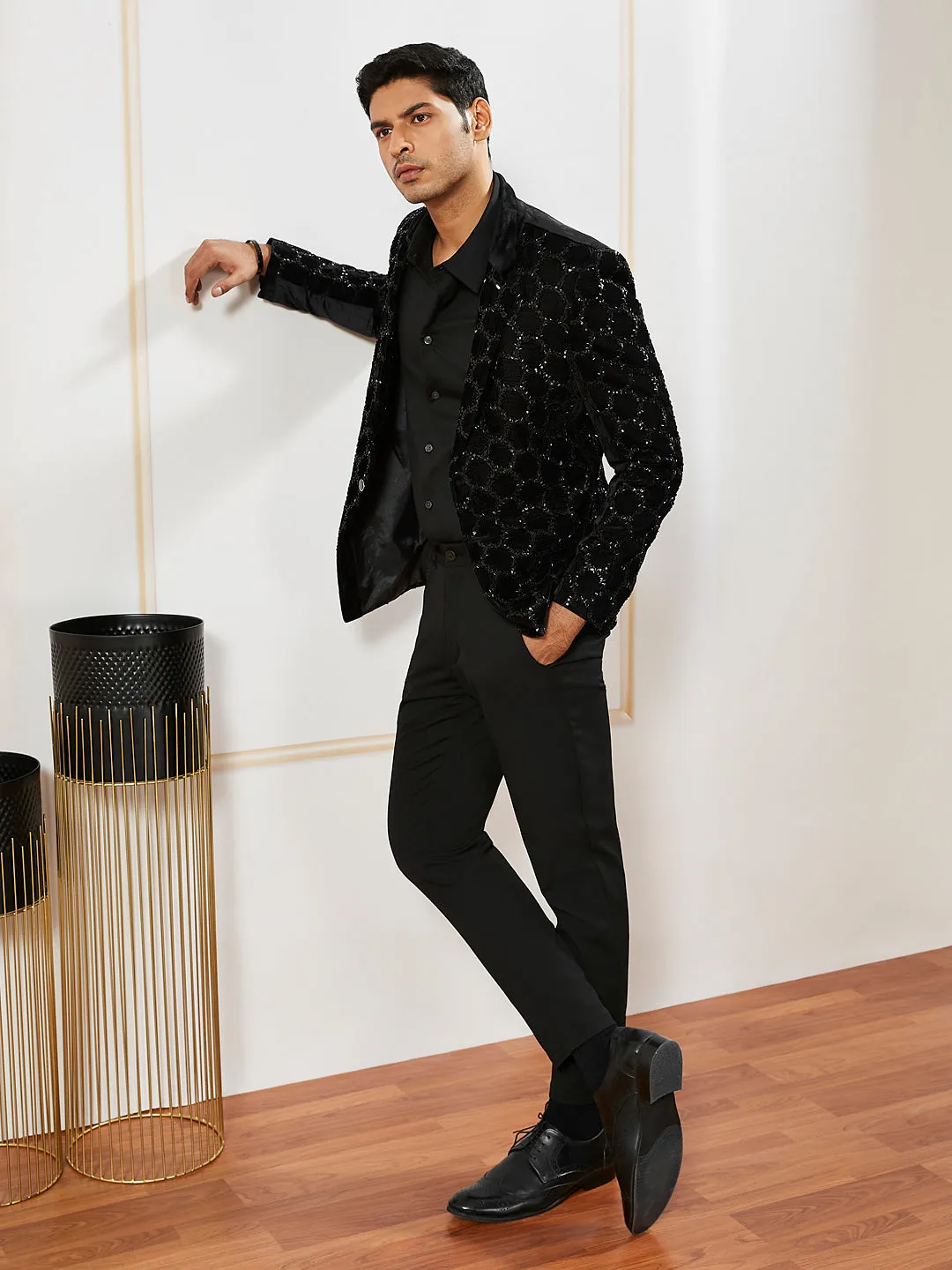 VASTRAMAY Men's Black Velvet Blazer
