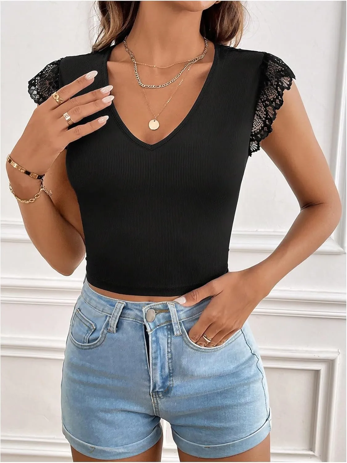Verdusa Women's Lace Tie Back Crop Tops Backless Sleeveless Cropped Tops