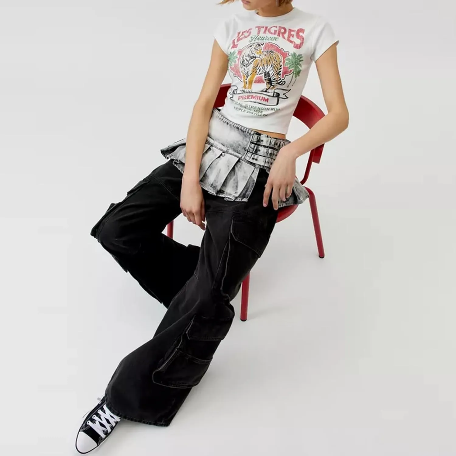 Womens Graphic Print Baby Tees Y2k Cute Tiger Slim Fitted Crop Tops Vintage Aesthetic T Shirts Teen Girl Clothes