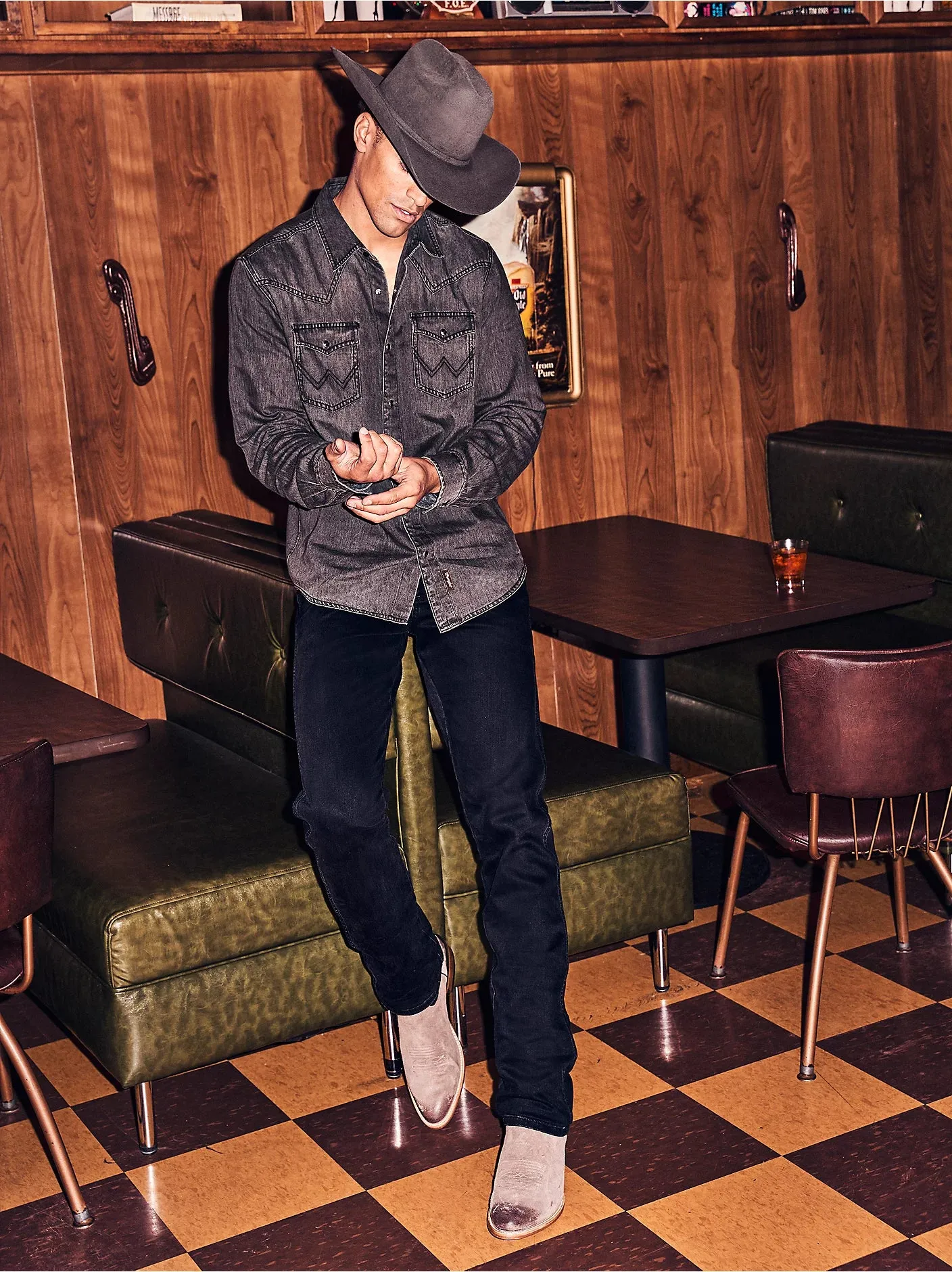 WRANGLER RETRO BLACK SLIM STRAIGHT FIT JEANS
